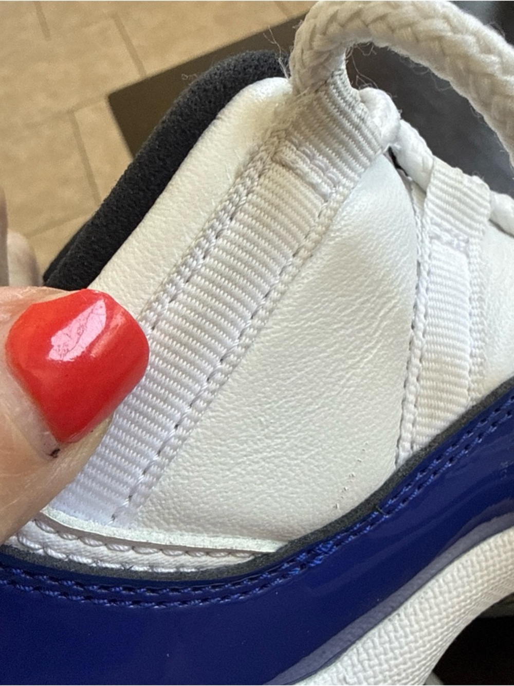 Women’s Air Jordans 1 retro low concord sneakers - Picture 13 of 14
